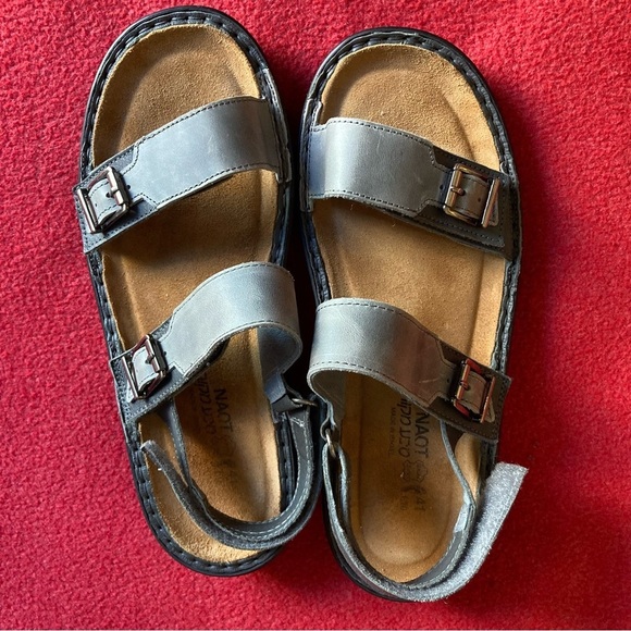 NAOT  Sz 41 Soprano Vintage Grey Removable Sole Buckle Closure Sandals - Picture 5 of 12